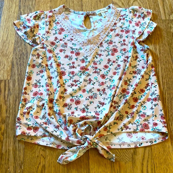 Pink Floral V Neck Shirt - Picture 2 of 7